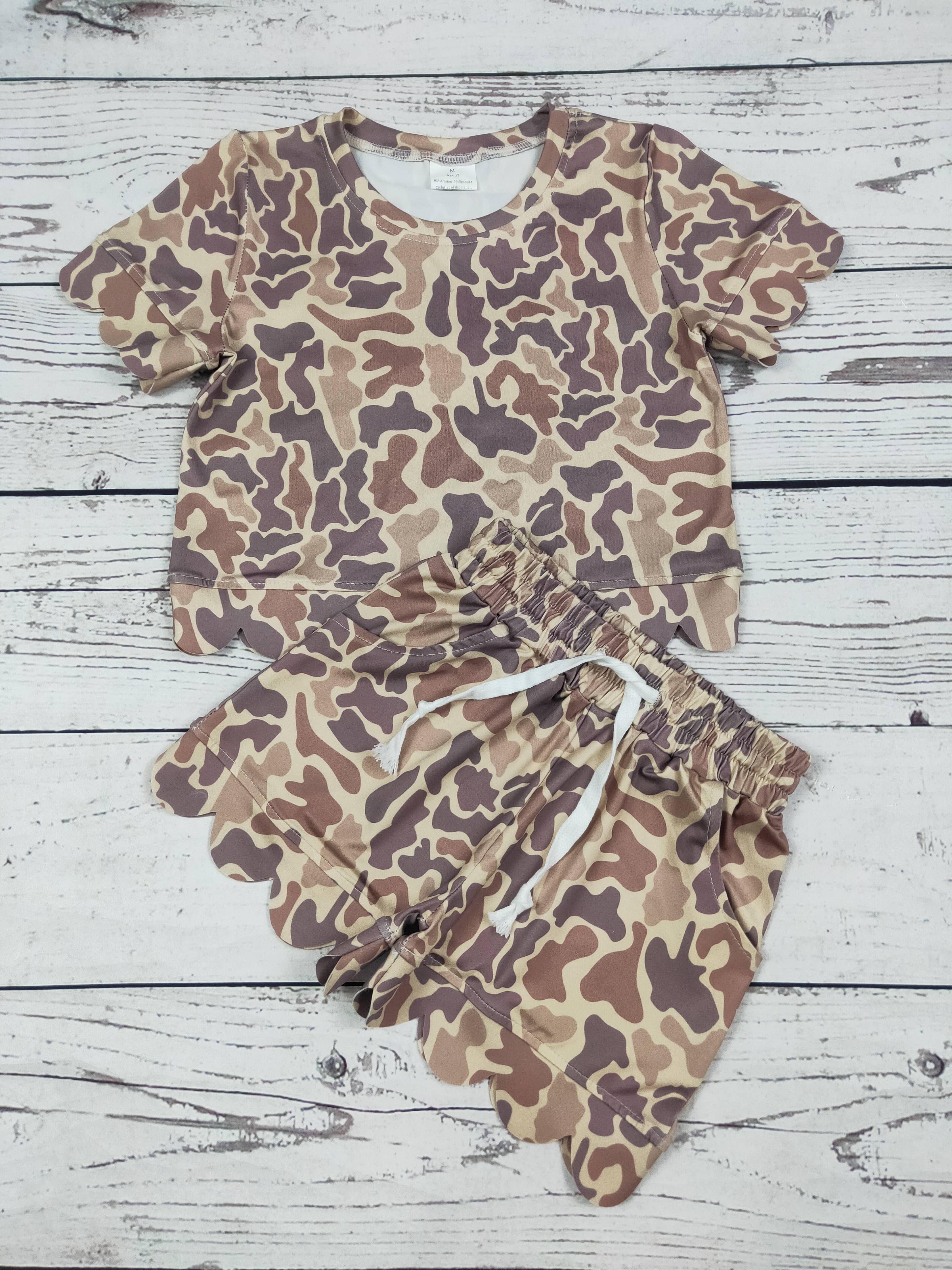 Girls Camouflage Printed Scallop Shorts Set